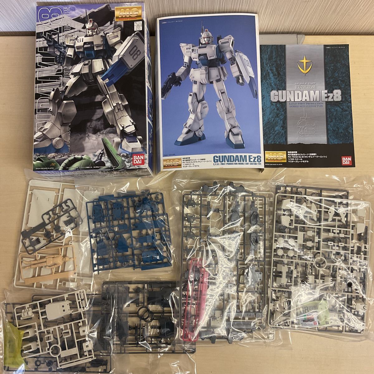 ヤフオク! - MG ガンダムEz8 徹底改修 塗装済み完成品 ジオラマベ...