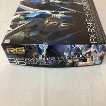 ◯GA261-100TA9【埼玉発】BANDAI 1/144 （036） RX-93-v2 Hi-νガンダム 機動戦士ガンダム 逆襲のシャア ベルトーチカチルドレン 未組立_画像9