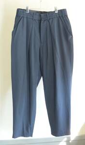 美used ESSAY エッセイ WIDE SLACKS (P-2) ツータック スラックスパンツ size M ネイビー