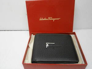 2655　フェラガモ　Salvatore Ferragamo 二つ折り財布 ブラック 