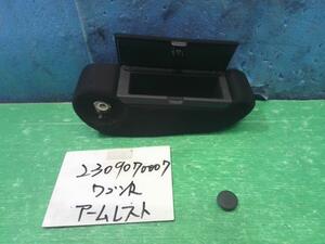 ワゴンＲ DBA-MH34S アームレスト Z7T 85501-72M10-AMB 435479