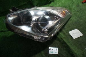 A132 ウィッシュ ZNE10 ANE10 10系 純正 HID 左ヘッドライト ヘッドランプ