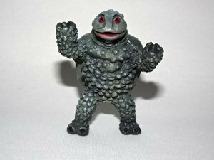 イベント限定商品【ブラックガロン 特撮大百科 恐怖の円盤生物キーホルダー】怪獣消しゴム・ウルトラマンレオ・キャスト