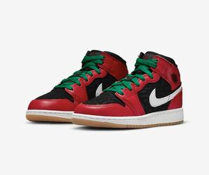 ナイキ　AIR JORDAN 1 MID SE エア　ジョーダン 赤　クリスマスエアジョーダン1 ナイキエアジョーダン1 AIR JORDAN NIKE 23.5