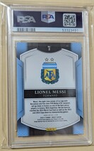 2016-17 Panini SELECT LIONEL MESSI MULTI-COLOR PRIZM PSA 9 リオネル・メッシ PSA鑑定済_画像2