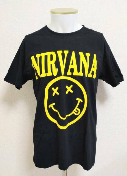 送料無料　【Mサイズ】ニルヴァーナ　Tシャツ　NIRVANA　ロックバンド　ファンスマ