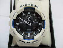 K571棚12　カシオ　G-SHOCK　CASIO　GA-100B　ホワイト　アナログ_画像1