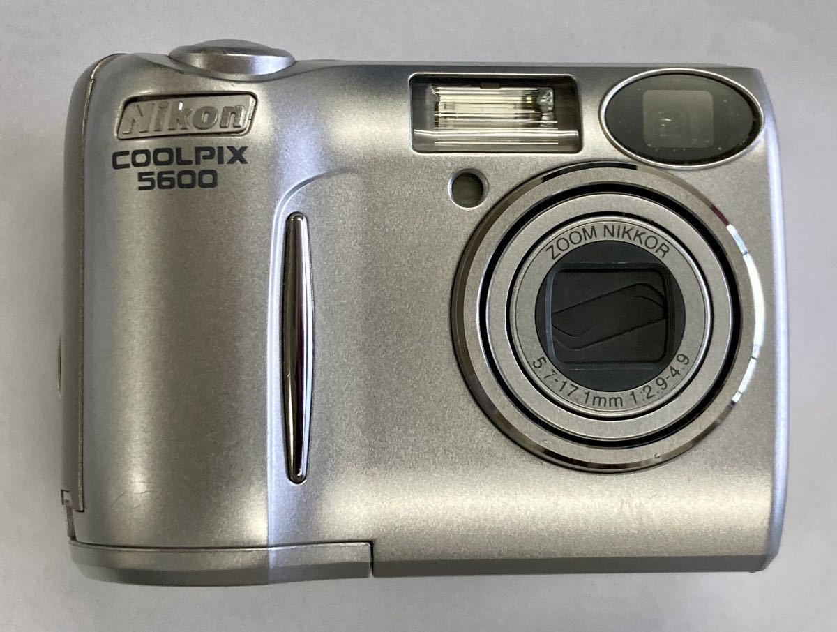 Nikon COOLPIX E5600 電池式 デジタルカメラ B-