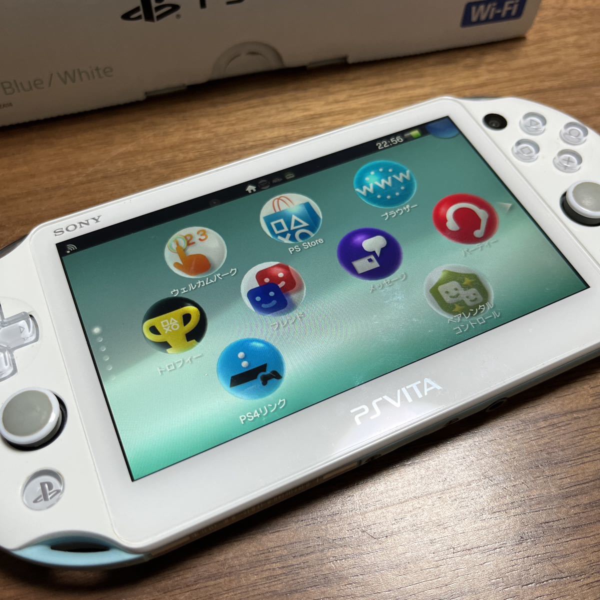 SIE PlayStation Vita (プレイステーション ヴィータ) Wi-Fiモデル PCH