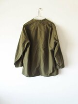 美品 NO CONTROL AIR FIRMUM / フィルマム FR021JK ムラ糸 ルーズバックサテン Vネックジャケット XS OLIVE / カーディガン_画像2