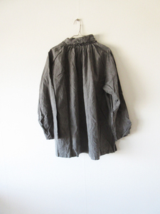 2022AW nest Robe / ネストローブ UpcycleLino 01224-1283 墨 天然染め ハイネック2WAYブラウス F BLACK / 長袖 シャツ