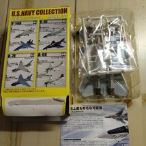 エフトイズ 艦載機コレクション F-toys 01-b. 第154戦闘飛行隊 空母キティホーク 搭載 VF-154 ブラックナイツ F-14A トムキャット 1/144_画像3
