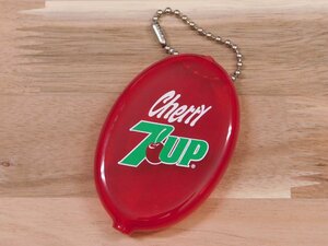 送料￥120【 7UP・セブンアップ】※《ラバーコインケース・レッド》　 チェリー　小銭入れ　アメリカン雑貨