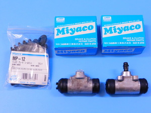 【フロントシールキット＆リアブレーキシリンダー】※ ジムニー(ＪＡ系)　(JA11C・JA11V・660cc) (年式90.2～95.10)