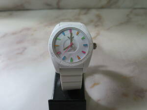 アディダス　サンティアゴ　腕時計 ホワイトADH2915 ホワイト　新品電池交換済み