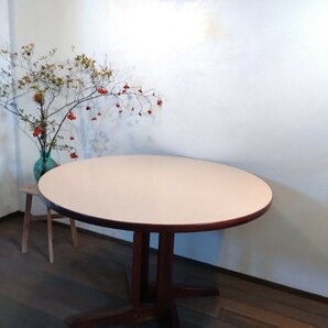 1017-4 ジャパニーズビンテージ 廃盤品 YAMAHA製 ラウンドテーブル 天板直径約105cm 高さ約70cmの画像1