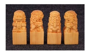 [EasternStar] international shipping lion seal length some 3.2cm width some 3.2cm height approximately 7.2cm futoshi line mountain .. Kashiwa ya-bai tree carving 1 piece 