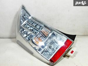 点灯OK！トヨタ 純正 ZVW30 30 プリウス 前期 LED テール テールライト テールランプ 左 左側 助手席 STANLEY 47-37 棚 A3C