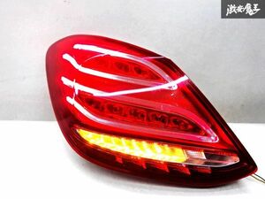 美品 点灯OK！！ メルセデス純正 W205 Cクラス 前期 LED テールライト テールランプ 左 左側 A2059061357