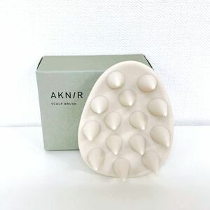 AKNIR/ak knee scalp brush [ hair care / scalp care ]