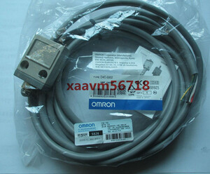 新品 OMRON/オムロン D4C-3302　小型セーフティ スイッチ 【保証付き】