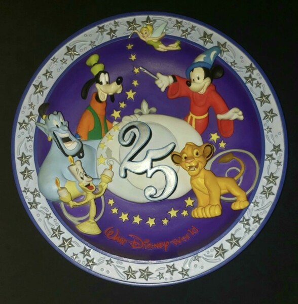 希少 1996 DISNEY WORLD 25周年記念限定品 壁掛 立体絵皿 ファンタジア /ジーニー/ティンカーベル/シンバ/ルミエール/グーフィー　　　