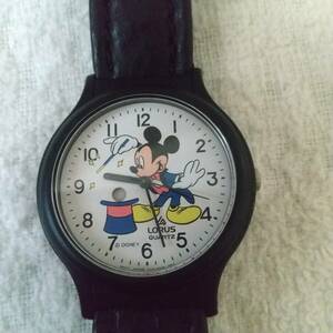 LORUS Mickey Mouse фокус наручные часы USA производства 