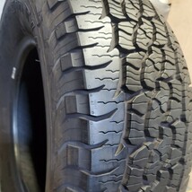 【人気商品】BF Goodrich トレール テレーン T/A 265/70R17 115T 21年製 オフロードタイヤ1本 パンクの補修用に 　残溝約9.6ミリ S35_画像2