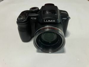 Panasonic LUMIX DMC-FZ38デジタルカメラ 動作確認済み。USBケーブル充電器バッテリー付き