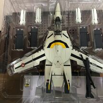 1540 デカール未使用 VF-1S ロイ・フォッカー機 超時空要塞マクロス 1/48 完全変形 やまと YAMATO 模型 完成品 フィギュア_画像4