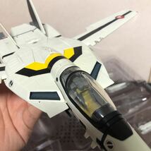 1540 デカール未使用 VF-1S ロイ・フォッカー機 超時空要塞マクロス 1/48 完全変形 やまと YAMATO 模型 完成品 フィギュア_画像7