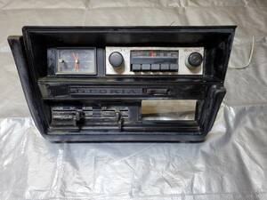 旧車　グロリア　HA30　ラジオ　時計　エアコンスイッチ　パネル