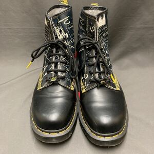 331◆Dr.martens ドクターマーチン　BASQUIAT　26319009　FW20　8ホールブーツ　UK8　27㎝　ジャン=ミシェル・バスキア　コラボモデル　