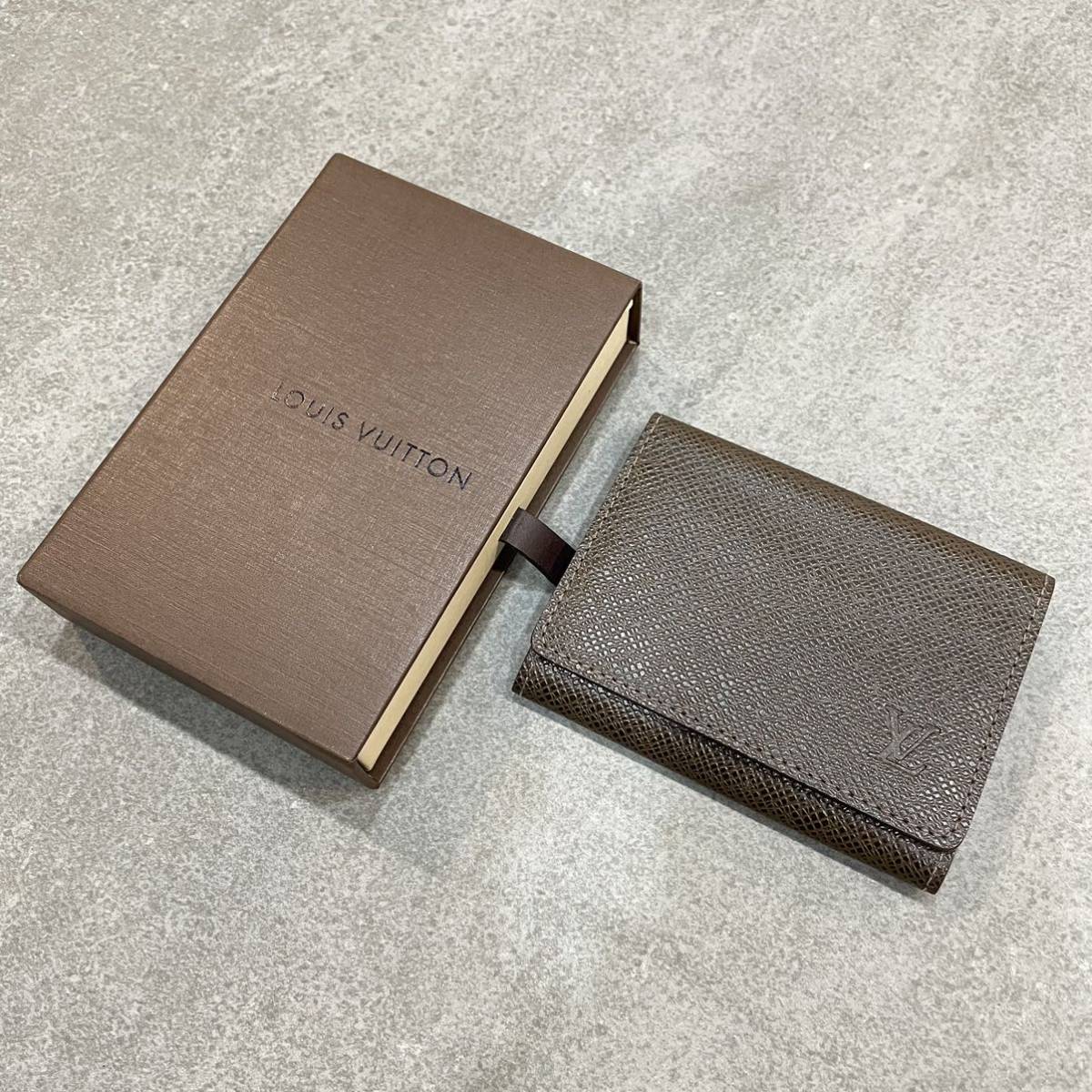 美品 LOUIS VUITTON / ルイヴィトン 名刺入れ パスケース タイガ