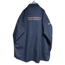 Wenaas 長袖ワークシャツ size 5XL ビッグ キング 鉄紺色 ゆうパケットポスト可 胸 袖 背中 ワッペン HALLIBURTON 古着 洗濯 プレス済 832_画像3