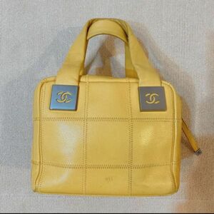 CHANEL ハンドバッグ ソフト キャビアスキン ミニボストン イエロー 大容量