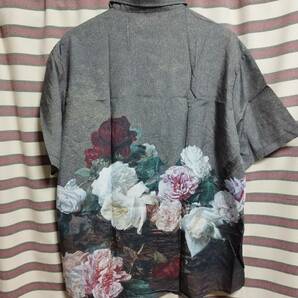 海外直輸入品★ニューオーダー (New Order) 『Power, Corruption & Lies（権力の美学）』半袖シャツ【Lサイズ】総柄デザイン バンドTの画像4