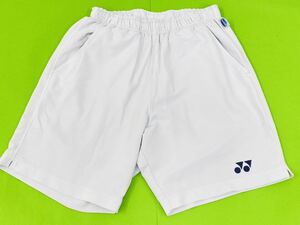 33★即決★ヨネックス★ハーフパンツ★サイズSS（UNI男女兼用サイズ規格）★白★ベリークール★中古★YONEX★バドミントン★テニス★