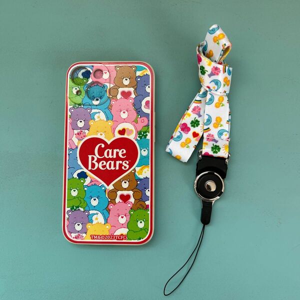 新品・未使用品　Care Bears iPhone14ケース　ストラップ付き