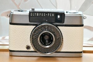 フィルムカメラ 中古 OLYMPUS Pen EE olympus pen 中古 フィルムカメラ ホワイトカスタム【中古】【オーバーホール済】