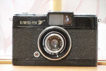 フィルムカメラ 中古 OLYMPUS PEN W フィルムカメラ olympus pen フィルム カメラ【中古】【オーバーホール済】_画像1