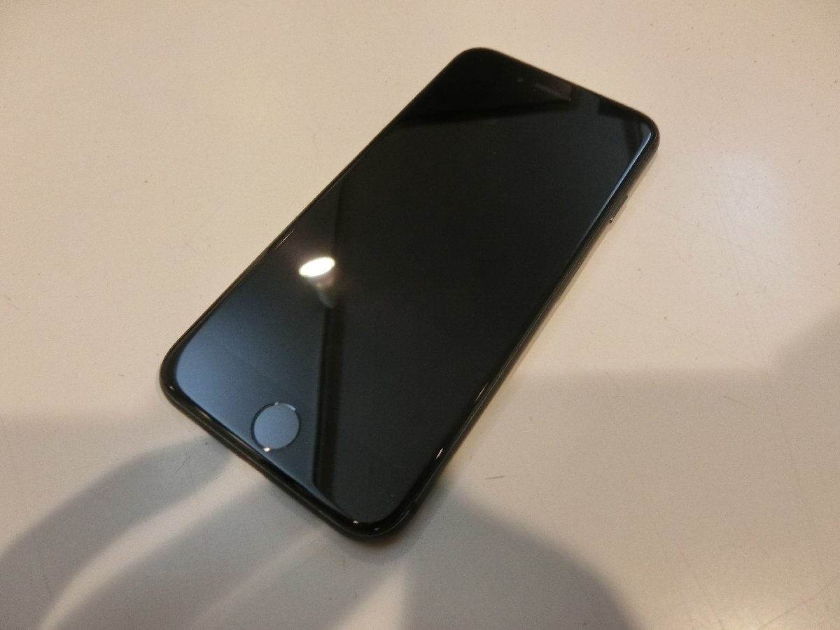 ヤフオク! - Apple iPhone 8 ゴールド SIMフリー 64