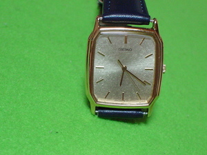 アンティーク　SEIKO社　腕時計　角型　薄型　JAPAN