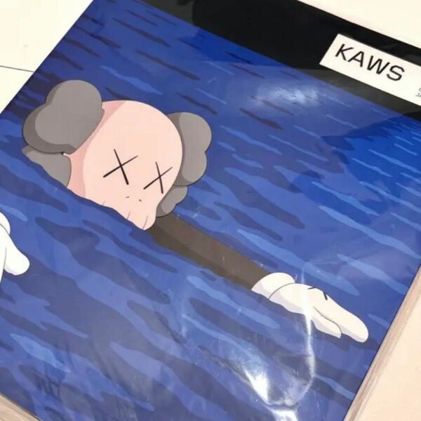 【新品】UNIQLO x KAWS ARTBOOK トートバッグ　ステッカー付