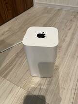 【アップル】外付けハードディスク（2TB）APPLE Time Capsule ベースステーション A1470タイムカプセル _画像1