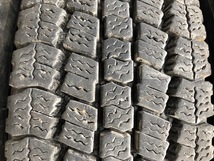 希少サイズ バリ山スタッドレス 185/70R15.5 106/104L LT TOYO DELVEX M934 トーヨー 2本 / 6本あり_画像2