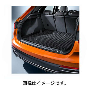 アウディ(Audi) 純正 ラゲッジルームシェル Q3(F3) 83A061180