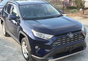 RAV4 ハイブリッド　綺麗　書類無し　丸ごと　部品取りなどに・・