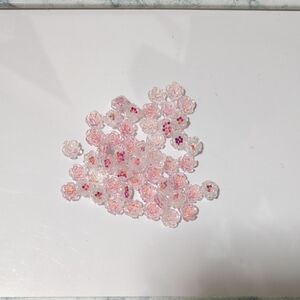 【新品】薔薇　52個　7ミリ　バラパーツ　ネイル　デコパーツ　アクセサリー　ジュエリー　ハンドメイド