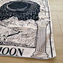 タロットタペストリー THE ＭOON 布ポスター 73×54cm ザ・ムーン タロットクロス_画像3